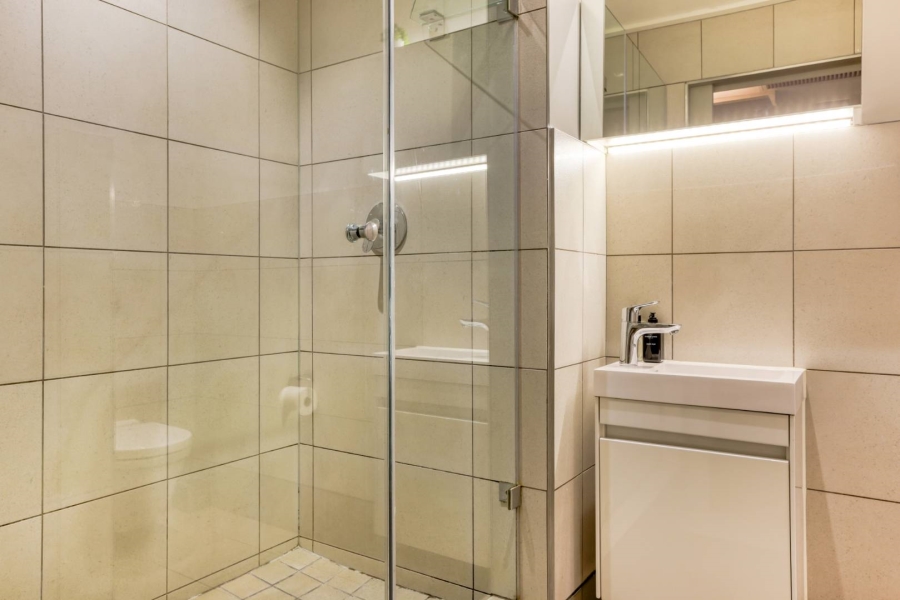 1 Bedroom Property for Sale in Cape Town City Centre Western Cape